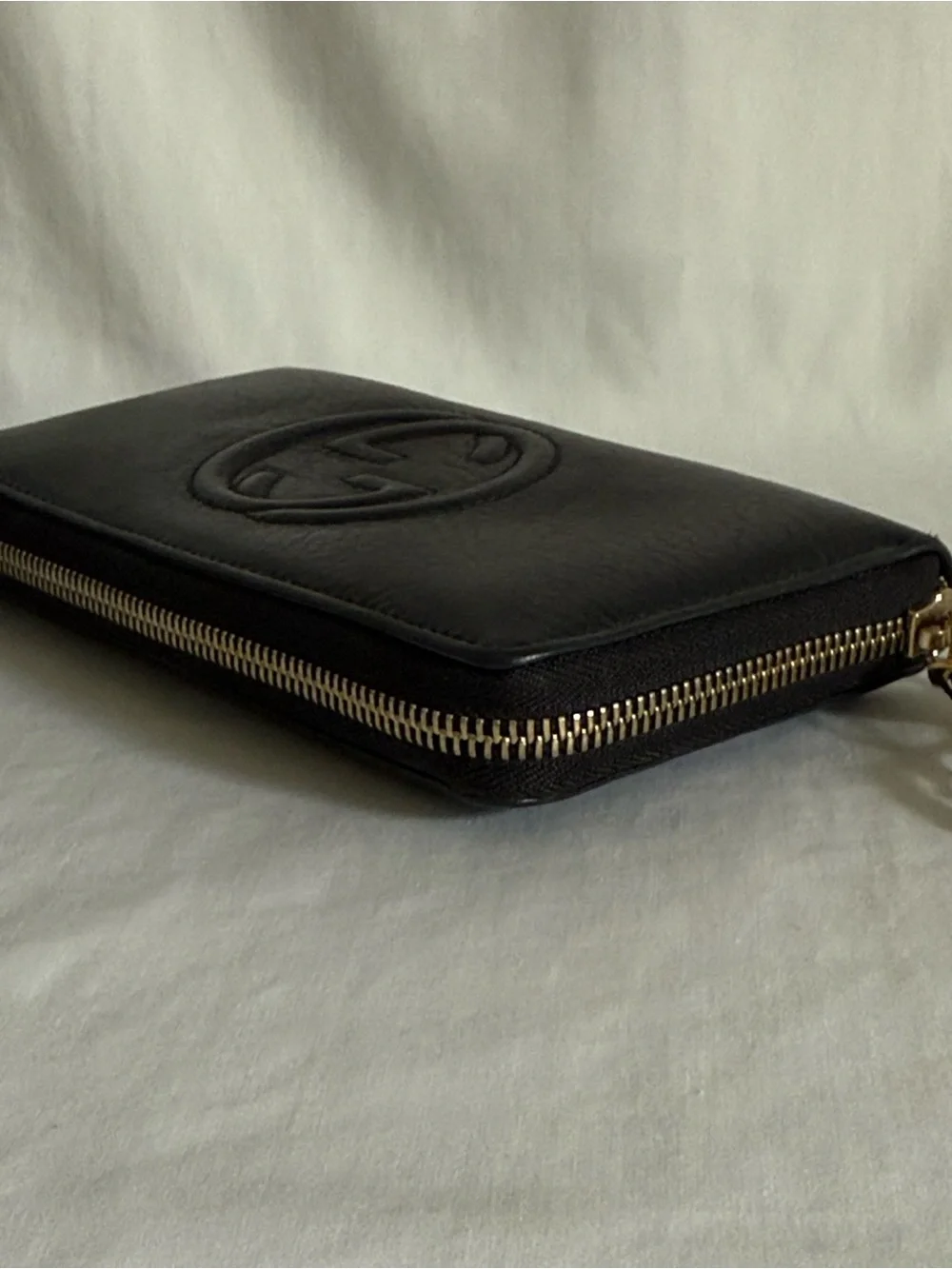 Gucci Soho Zip Around Wallet Black Leather GG Logo Tassel - Picture 8 of 16
